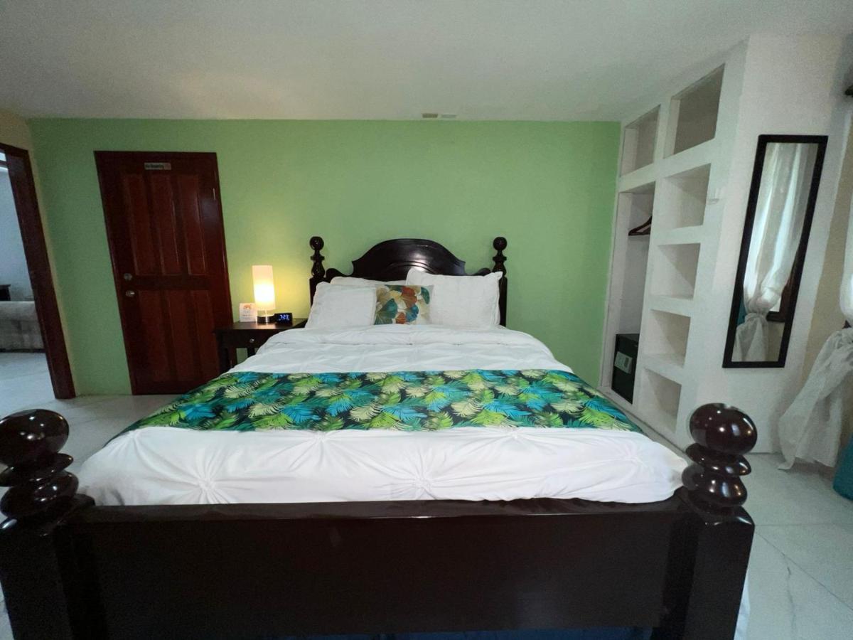 One South Place Hotel Belize City Eksteriør bilde